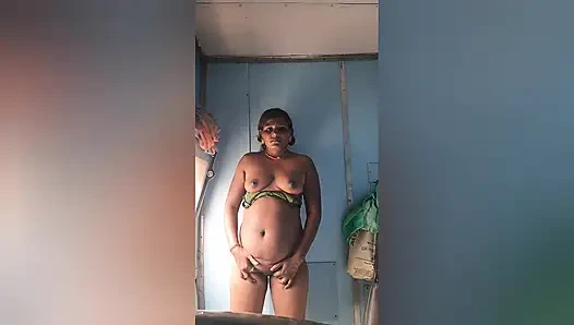 Sexy bhabhi devar ne flating karke pata liya uske baad puri raat kiya sex