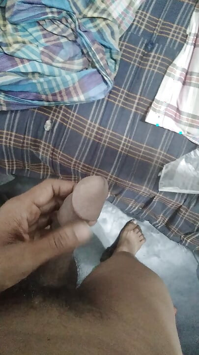 I am boy. I live in khulna phultala bangladesh