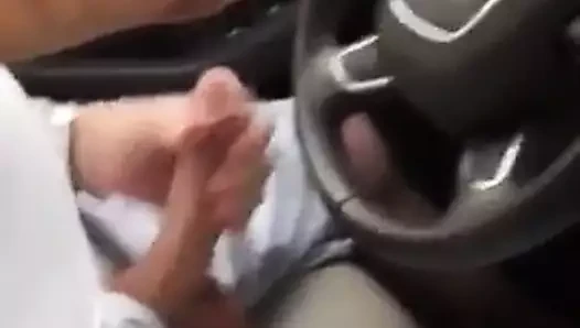 CALIENTE EN EL COCHE 7