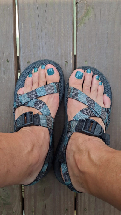 Take off my sandals and let me put my toes in your mouth