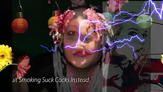 Sigarayı bırak onun yerine yarak emiyor