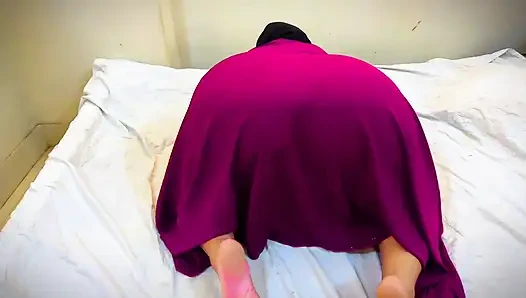 Güne yastıkla sikişmeden başemiyorum çünkü Arap süper ateşli orta yaşlı seksi kadınlar