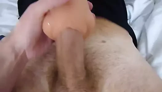 Misog (heteroseksüel arkadaşımın sikiyle oynuyor)
