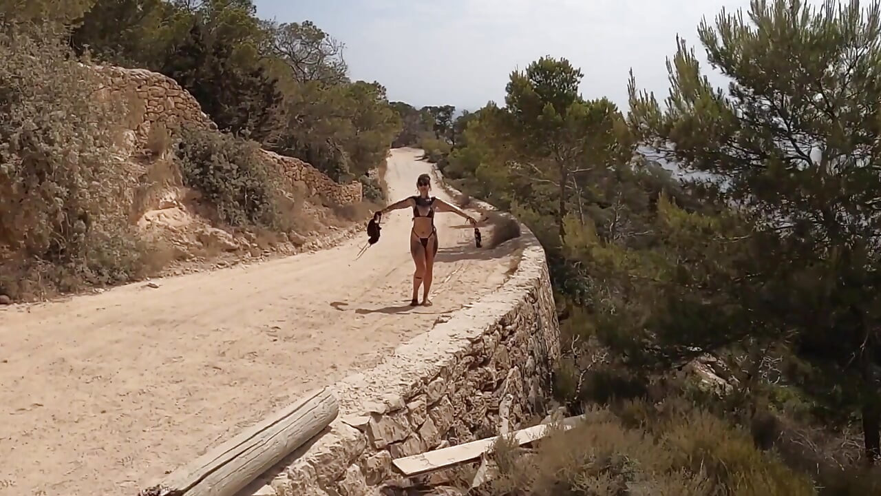 Hiking Got Too Hot! Dread Hot Gets Fucked Public by the Sea