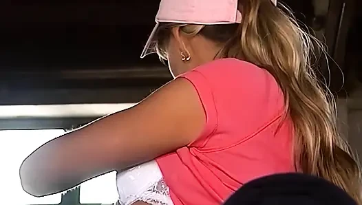 Heiße Blondine Wird in Jeder Position Hart Gefickt