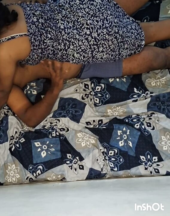 Saudara perempuan selingkuh dengan suamiku 1