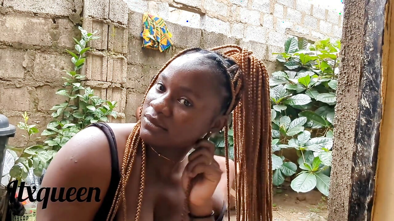 Najbolja trojka sa dva najbolja prijatelja sa spermom na mom licu