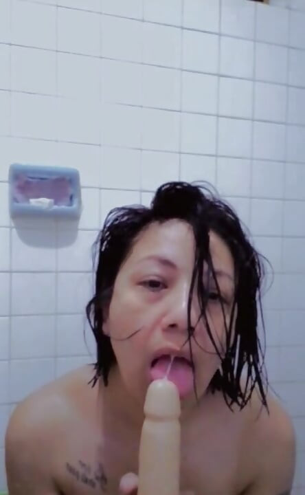 화장실에서 Dulceivanka와 놀기