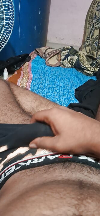 Obří pták, ruční práce a výstřik