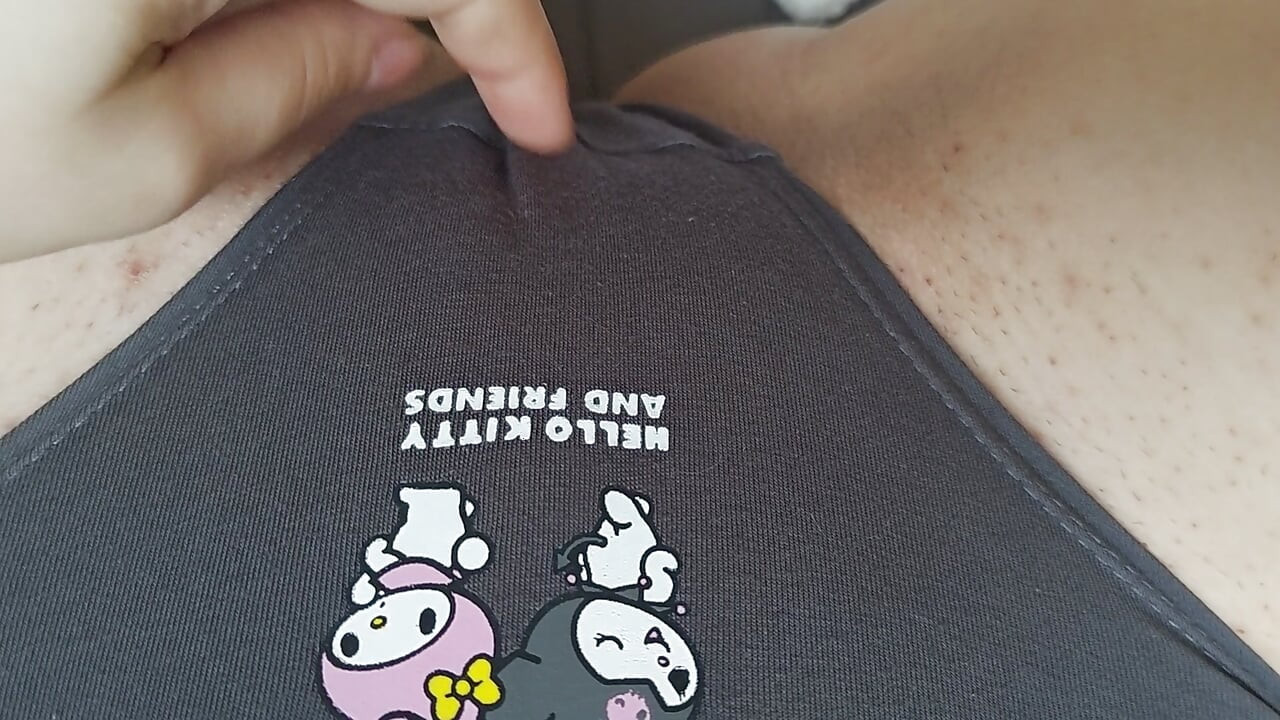 Masturbation of a small before bed