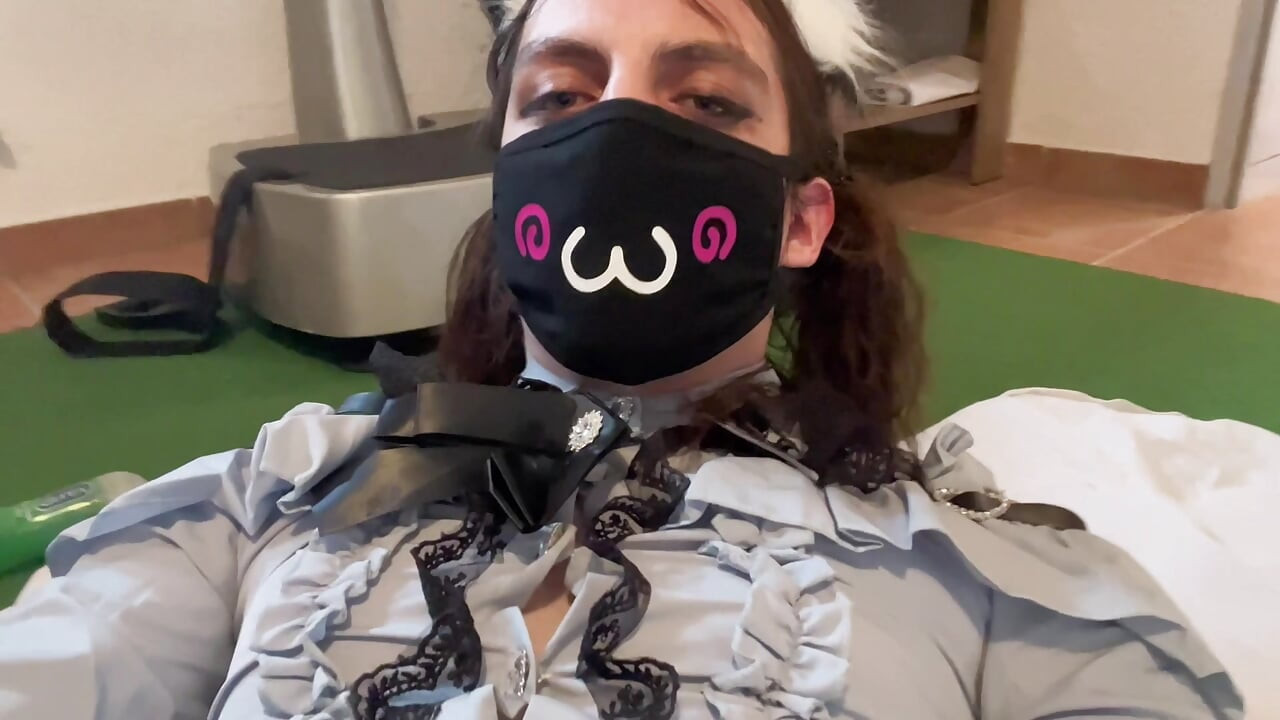 Meid Femboy na een week van ontkenning