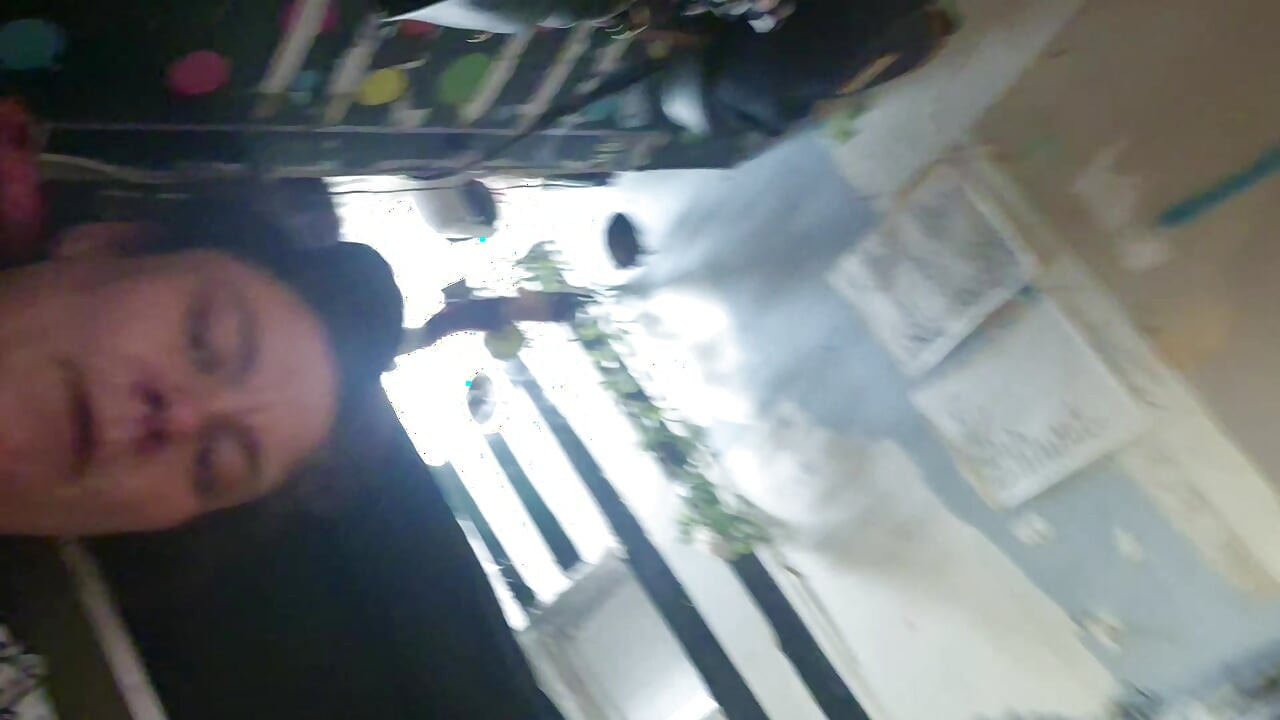 Grandota milf solo en casa