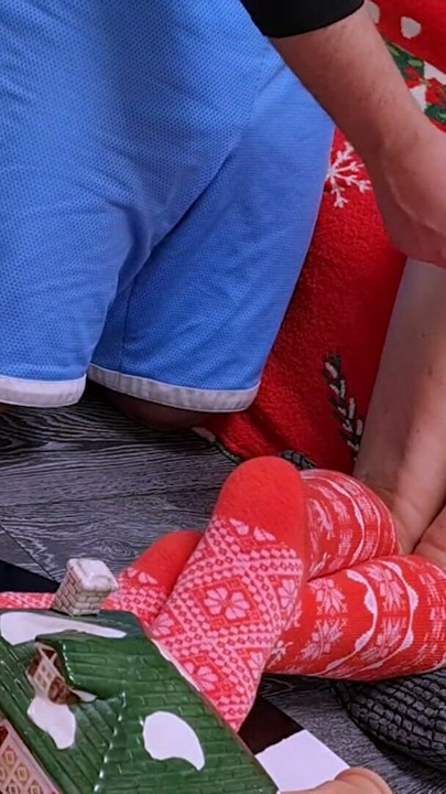 How To Celebrate The NEW YEAR RIGHT) Her GIFTS are Here | Clip 2