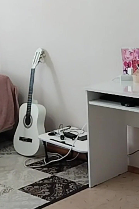 I Spied on My Mother-in-law and How She Was Cleaning up the Room Naked