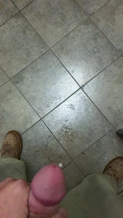 Slo mo cum shot