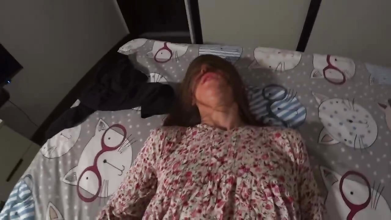 Unfaithful wife fucks her friends in the ass. Real cheating