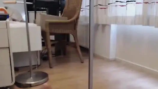 Morror'a karşı dildoma biniyorum