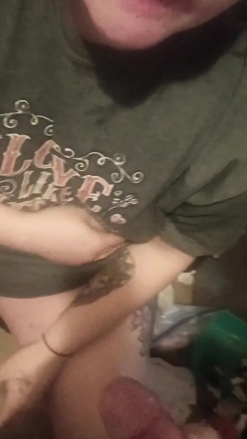 Anisleigh Williams Training to Deep Throat