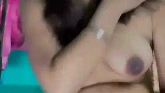 Pakistani Sister in law Ne Clothes Open Karke Mastrubated kiya first time