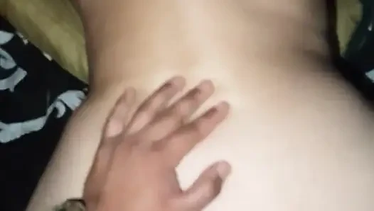 Aku datang untuk menonton film dan melakukan seks anal