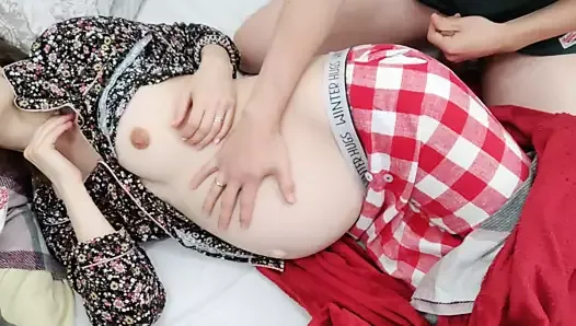 Pregnant girlfriend got such a nice orgasm and creampie