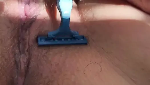 Брить киску