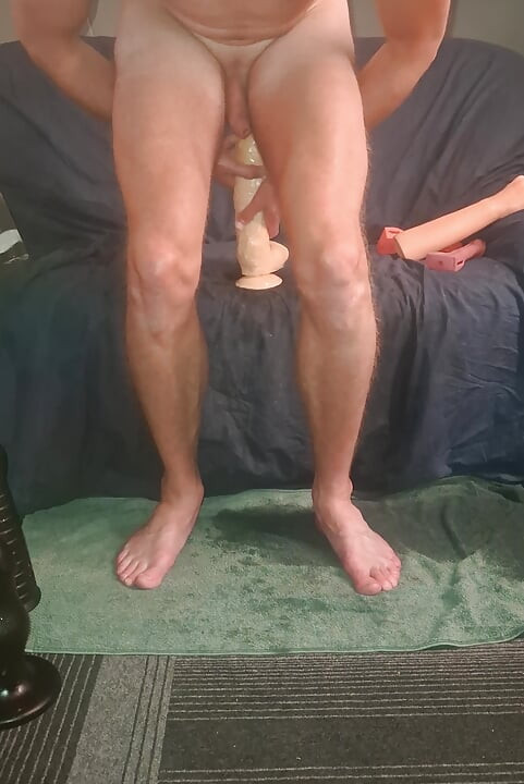 Solo mężczyzna ekstremalny dildo analny - ogromne zabawki