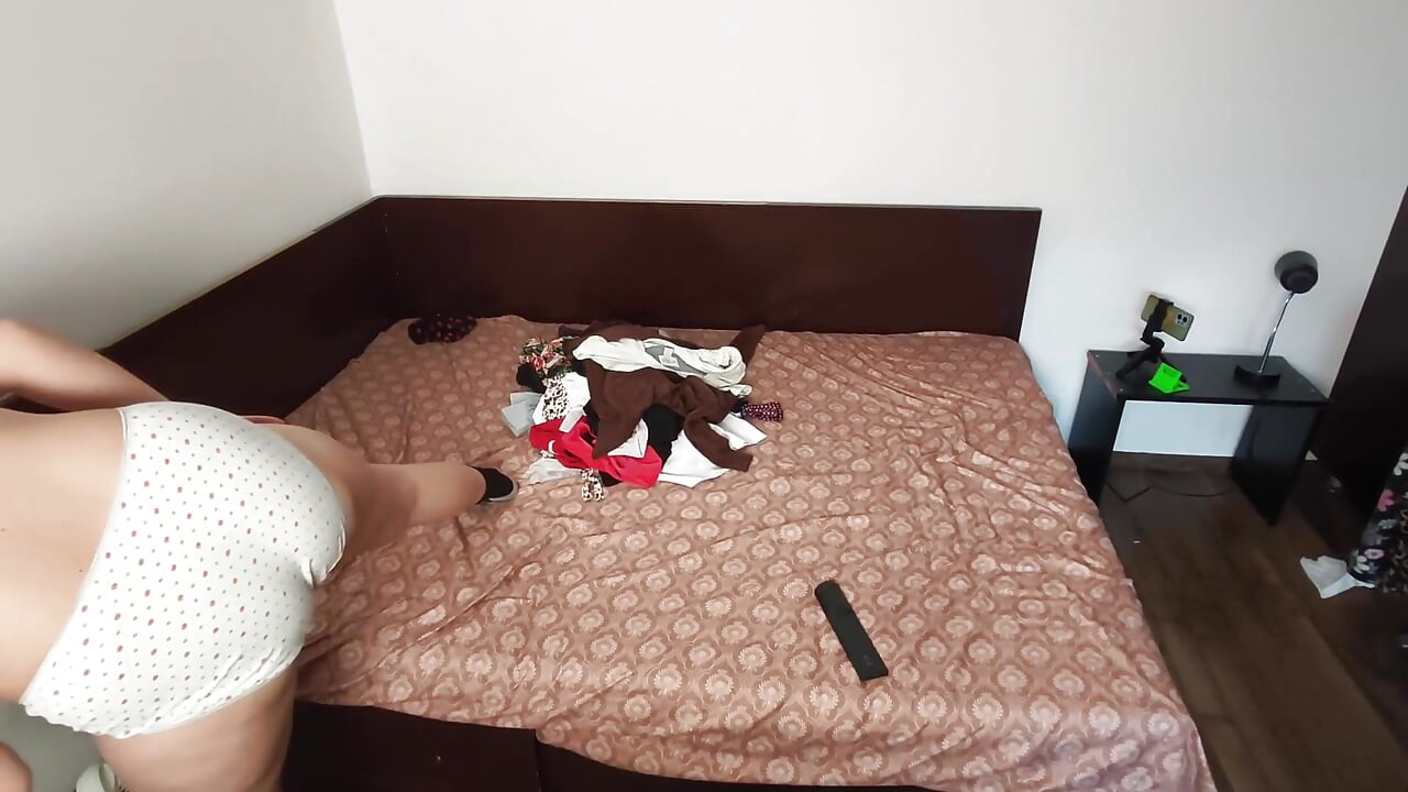 자지를 빨아주는 아마추어 마누라