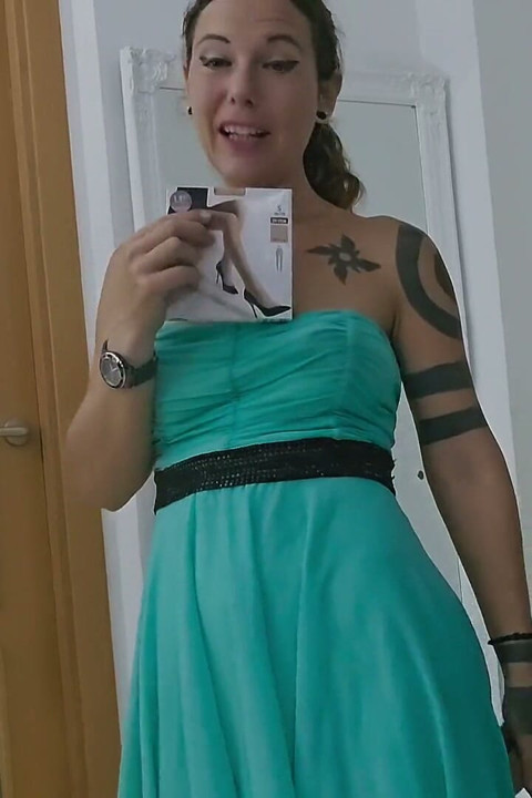 Ciorapi Sweet stropind la orgasm