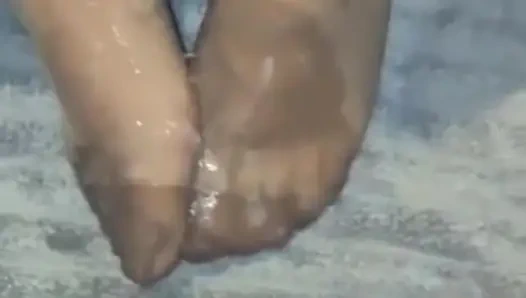 Footjob für einen glücklichen fan. Fetisch-video