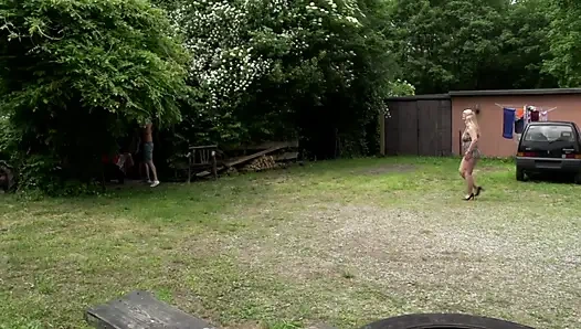 Big ass mature sprayed and fucked outdoor