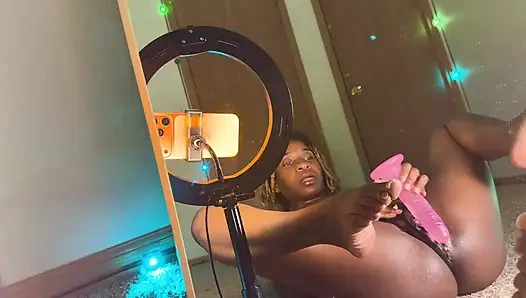 Sexy Ebony Pretty Soles and Creamy Pussy