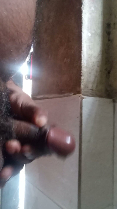 Apne room me jab koi nahi tha tab mane hand sex kiya | Clip 1