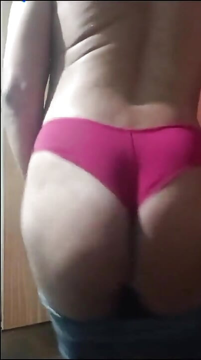 Showing My Sissy Ass