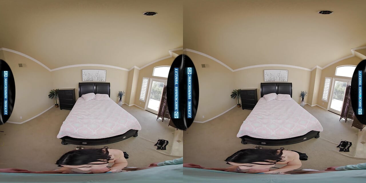 LETHAL HARDCORE VR - Hot Married Woman VENUS VALENCIA Needs Your Big Dick To Stay Satisfied