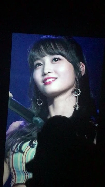 180812, двойной трибьют спермы для Momo