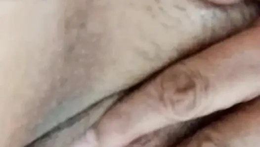 Утренний секс во время принятия ванны моей жены, она обожает его так много, что она испытывает оргазм