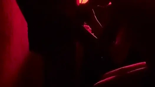 Kırmızı odada yoğun Romalı seks döllenmeye yol açıyor