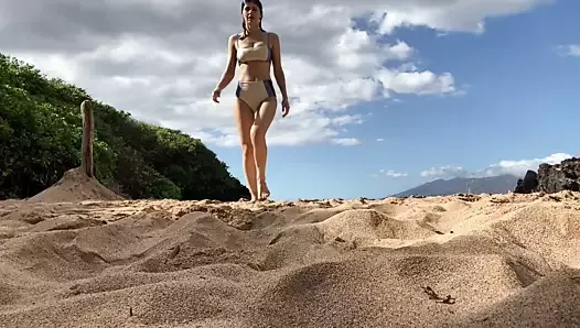 Sexy Alexandra Daddario - Bikini Nipples Babe