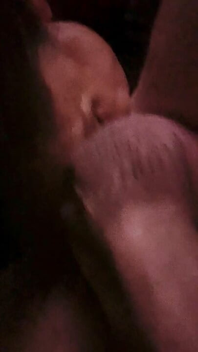 自製業餘拉丁女啜飲雞巴和舔屁眼