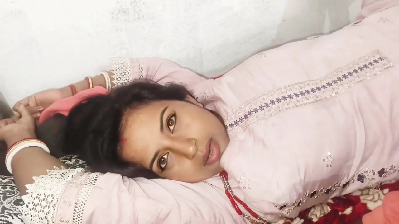 Season 104. Very huge big boobs bhabhi open her boobs and pussy front of stepson