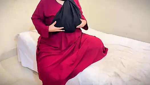 Ich bin 20 jahre alt arabische muslimische bBW, heißes mädchen, kann du mich bitte ficken? Meine eltern sind heute nicht zu hause