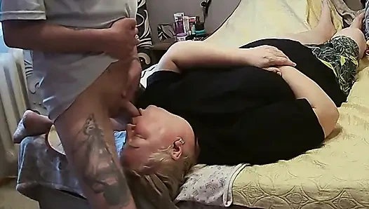 Ich wichste meinen schwanz ab, um auf meine freundin zu kommen