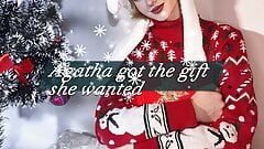 Exchanging Christmas gifts with a dirty slut