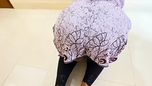 Unexpected Dirty Sex with Arabian Beauty Big Ass & Huge Boobs Maid While She Cleans - Cum Unlimited