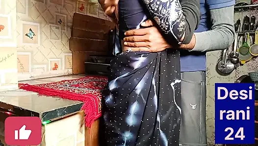 Hintli yenge azgın ve dewar tam çıplak sert seks