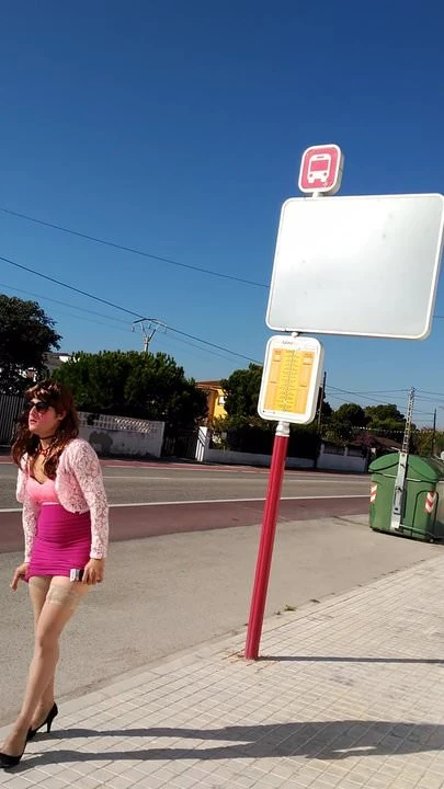 Esperando el bus