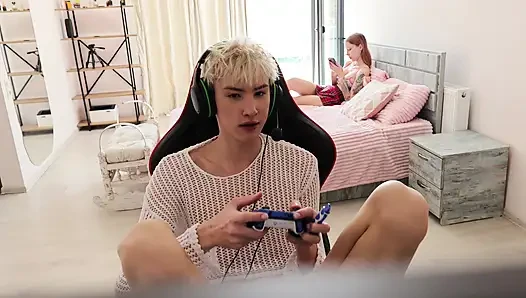 The stepfather saw his stepdaughter sucking a twink and fucked them