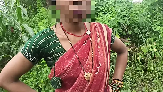 Sister-in-law called me to the field of maize today and sister-in-law sucked my cock and removed the water, then I picked up sister-in-law's two legs and fucked my sister-in-law loudly.