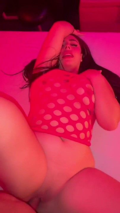 DOWN, GIVE MY ROOMMATE A LITTLE HELP AFTER FINDING HER PLAYING WITH HER PINK PUSSY | Clip 1